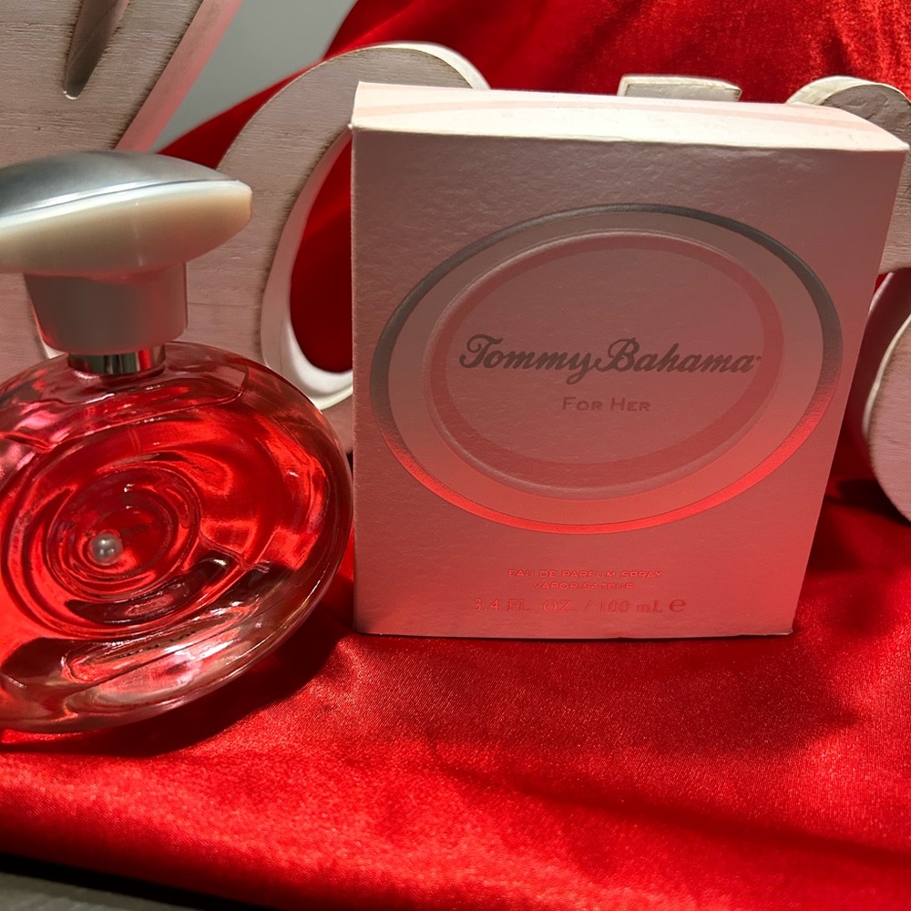 Male and Female name brand fragrances. - Picture 16 of 16